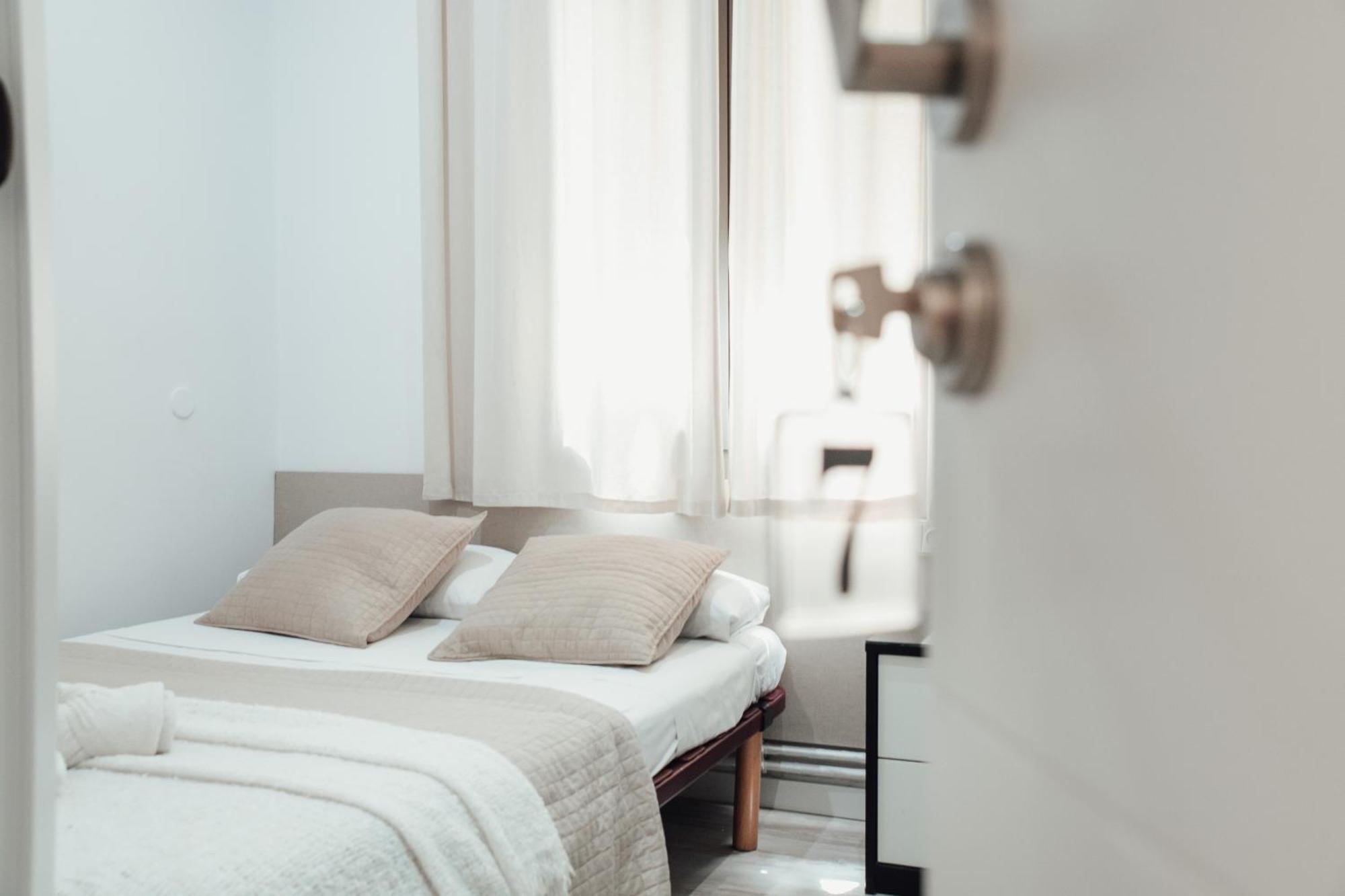 โอสตัล รูตา เด ฟรันเซีย Hotel บาร์เซโลนา ภายนอก รูปภาพ
